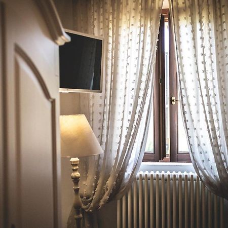 Gatto Rosso Bed & Breakfast Bolgheri Bagian luar foto